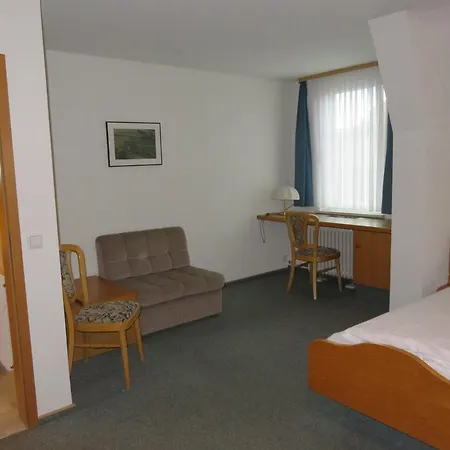 Quarto em Acomodações Particulares Gaestehaus Krone